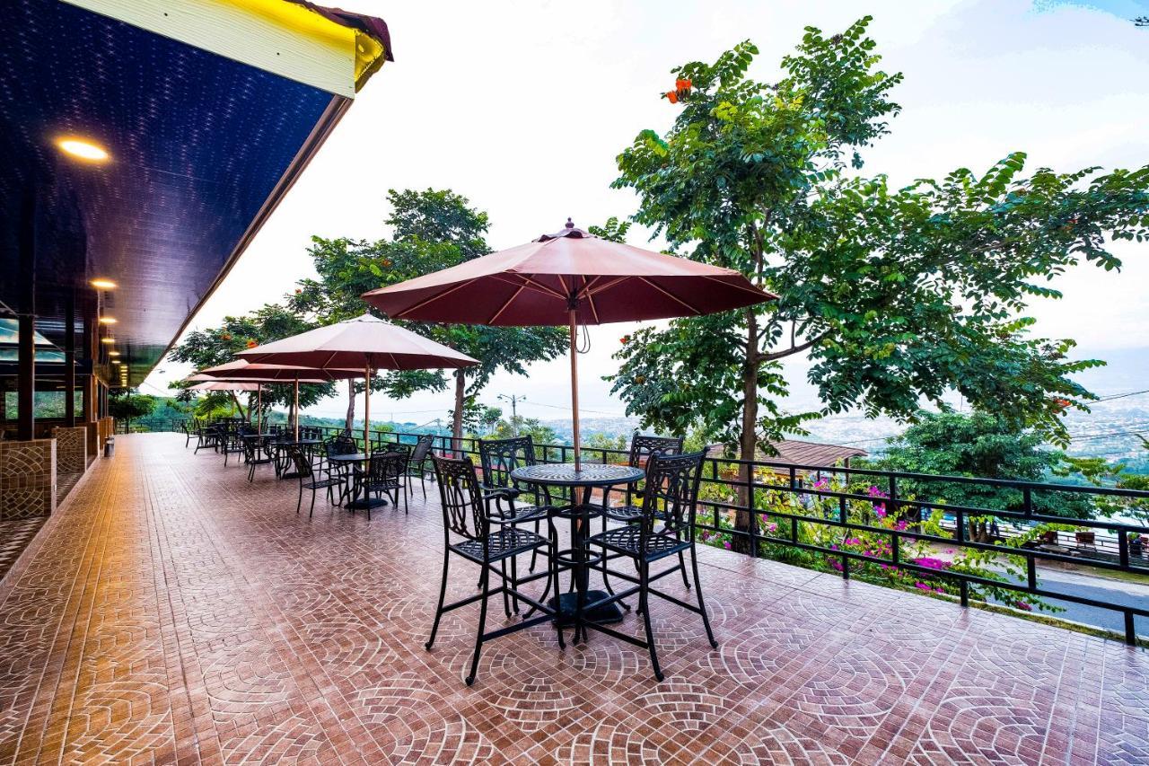 Bukit Indah Doda Hotel & Resorts بالو المظهر الخارجي الصورة